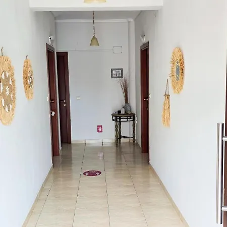 Anna Aparthotel 3*