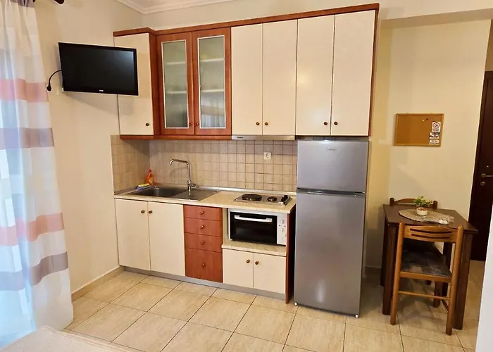 Aparthotel Anna Ierissos