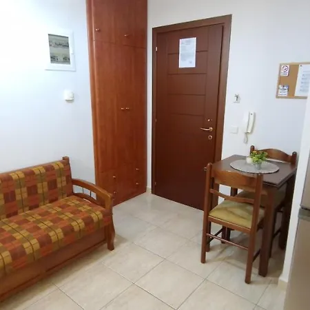Anna Apartmanhotel